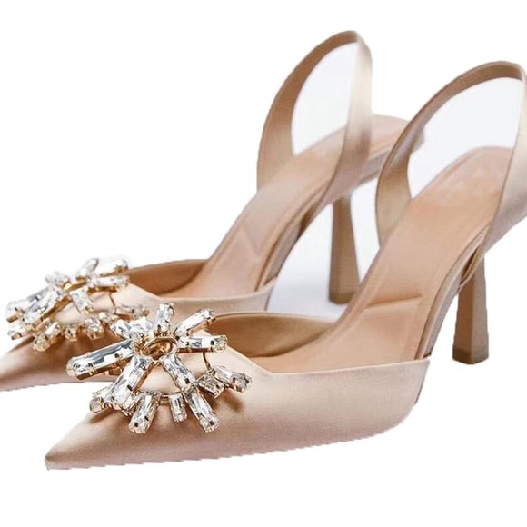 Zara Shoes - Zara Gorgeous Sandals Pumps